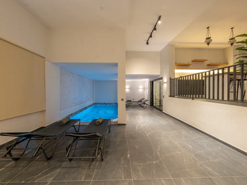  gece  -  Kasım
  | Kalkan’da 8 Kişilik Lüks Villa, Özel Isıtmalı Havuz ve Merkezi Konum